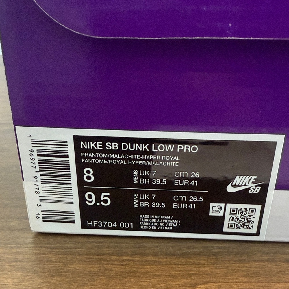 Nike SB Dunk Low Pro Blue and Teal Sneakers - Picture 10 of 15